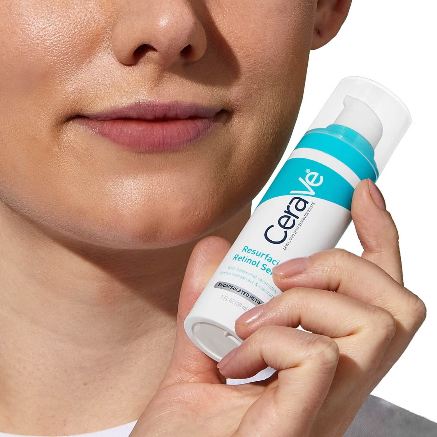 CeraVe Resurfacing Retinol Serum with Ceramides and Niacinamide for Blemish-Prone Skin 30ml