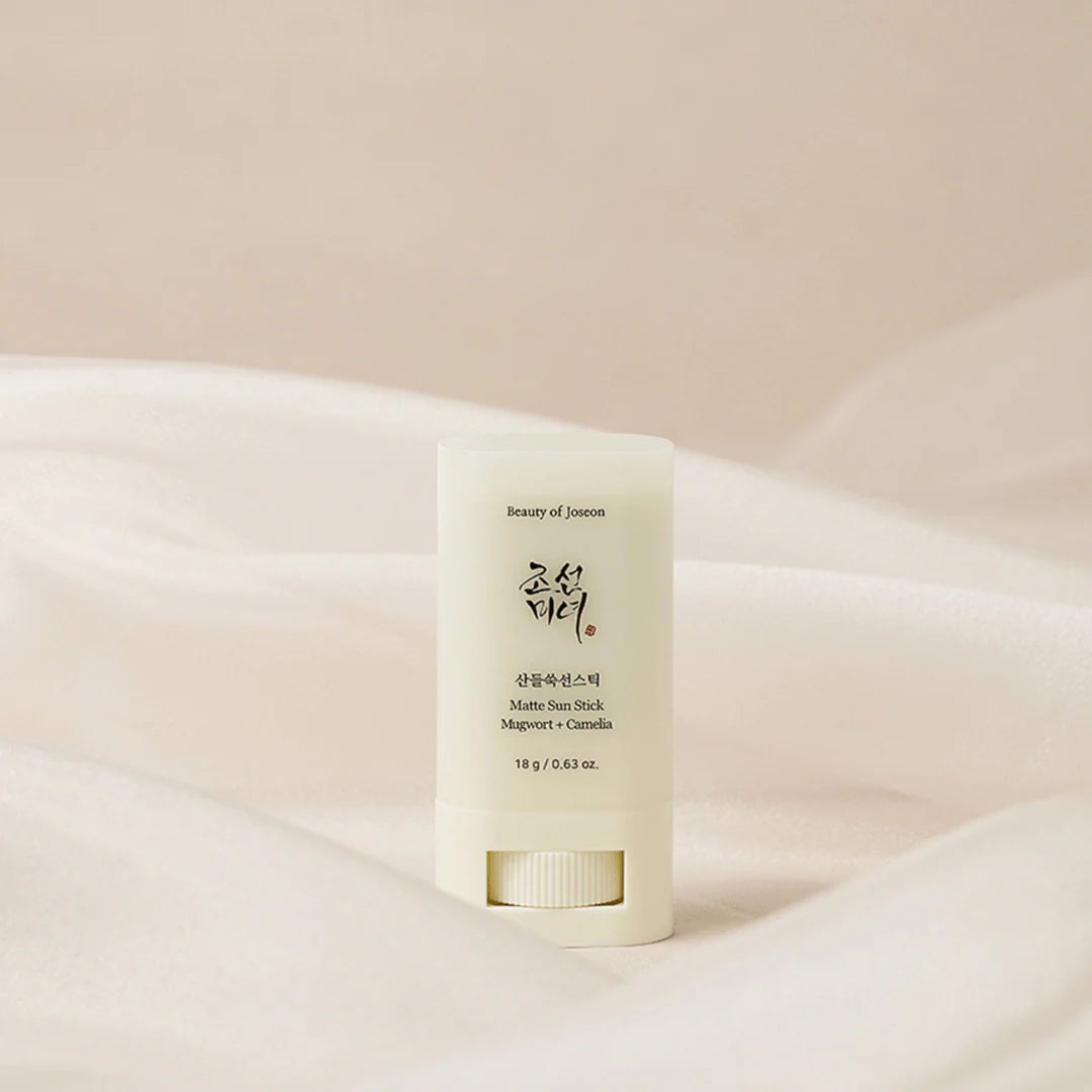 Matte Sun Stick: Mugwort + Camellia (SPF 50+ PA++++) - 18g