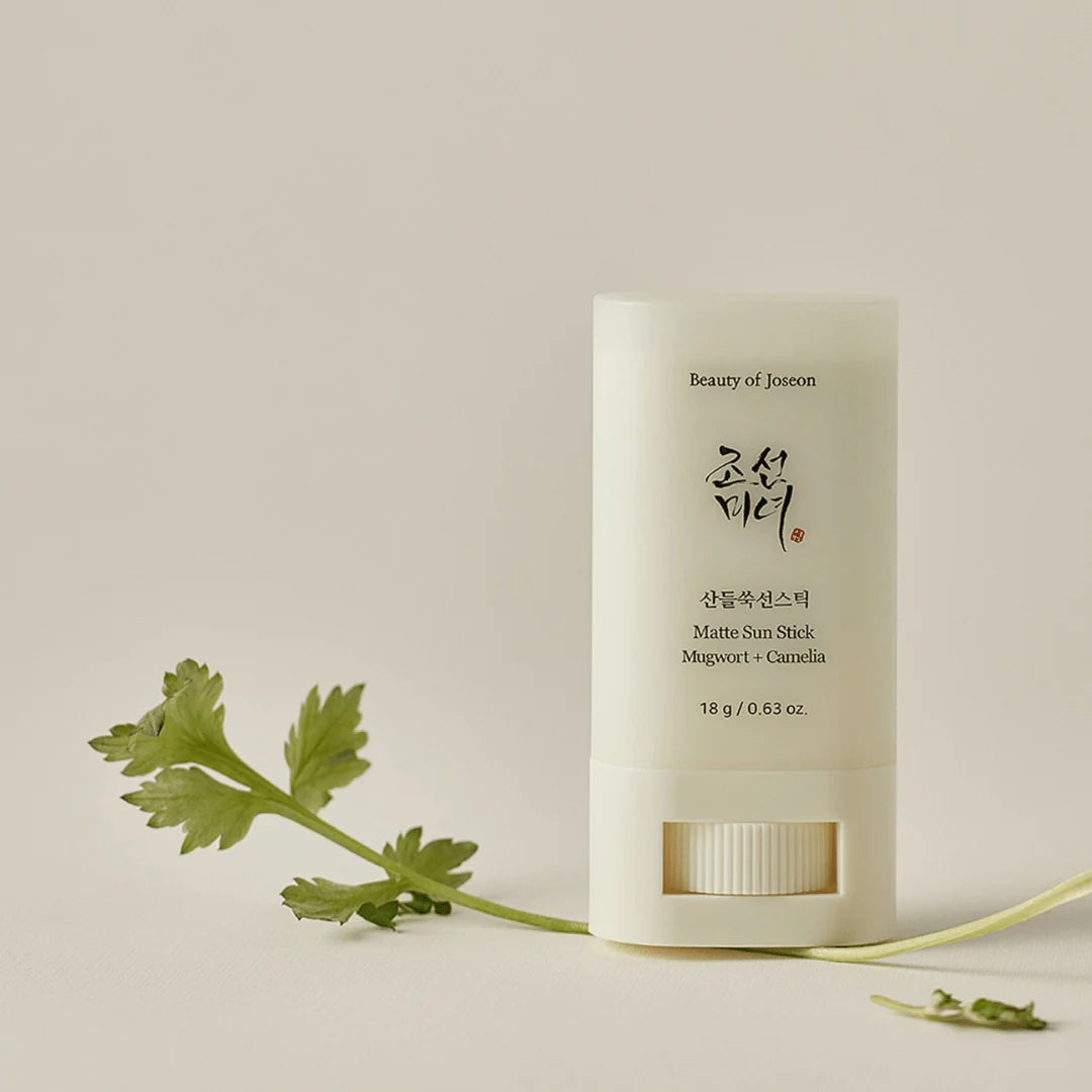 Matte Sun Stick: Mugwort + Camellia (SPF 50+ PA++++) - 18g